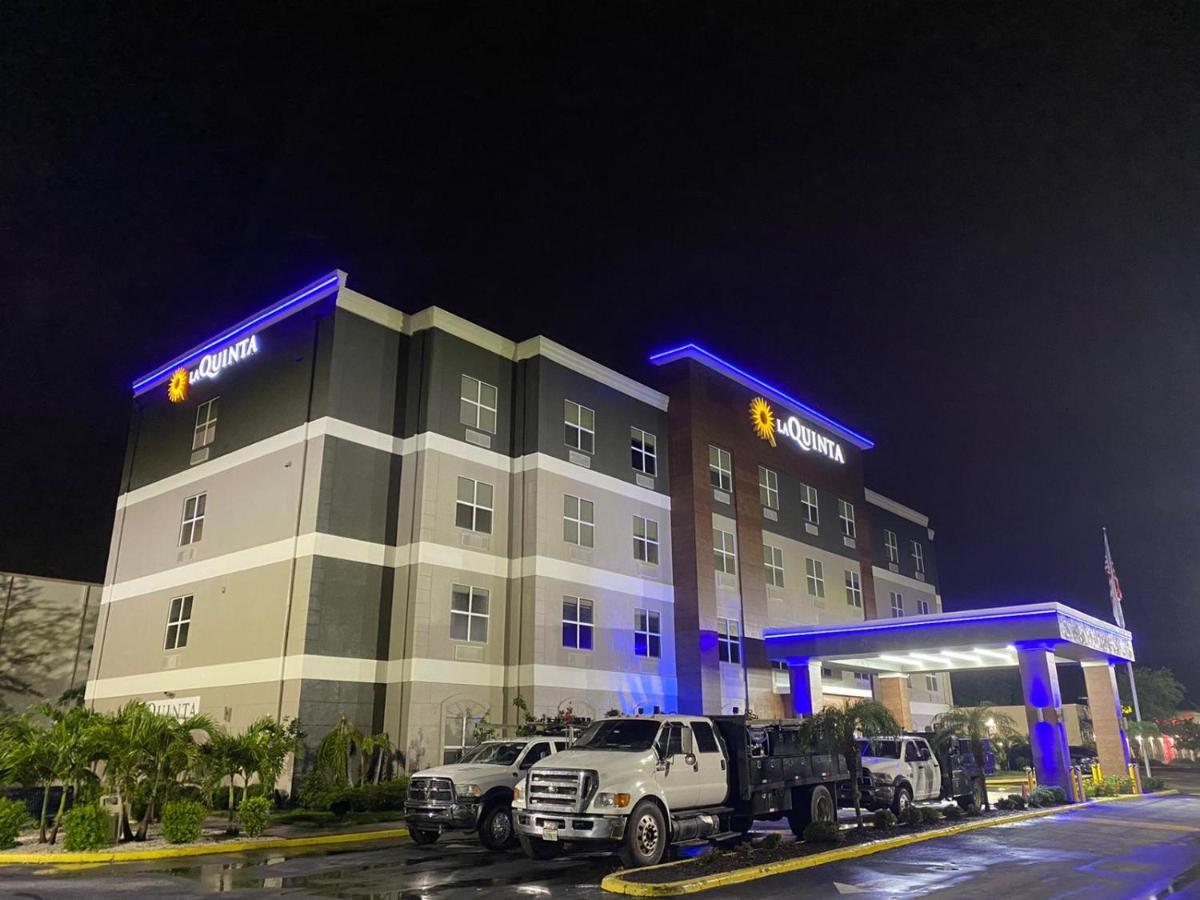 La Quinta By Wyndham Tampa Central Eksteriør billede