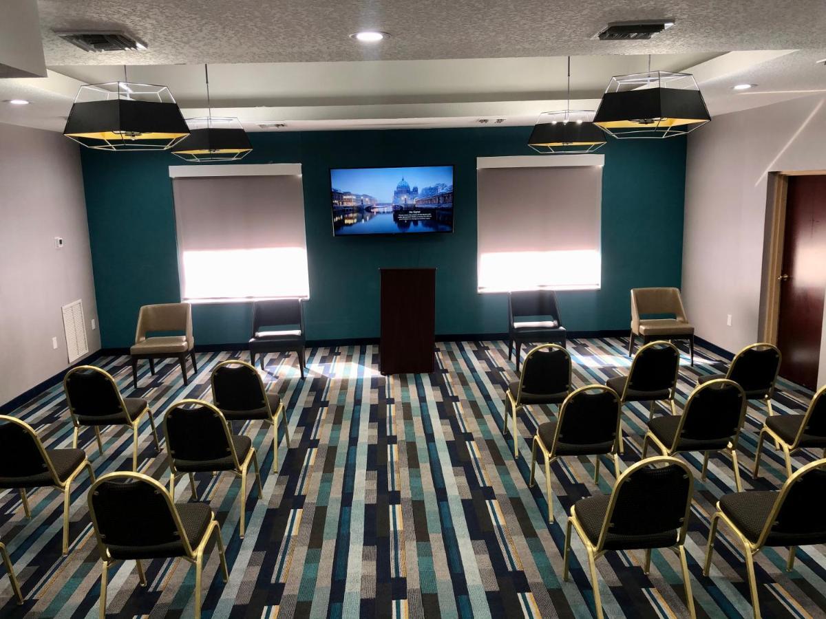 La Quinta By Wyndham Tampa Central Eksteriør billede