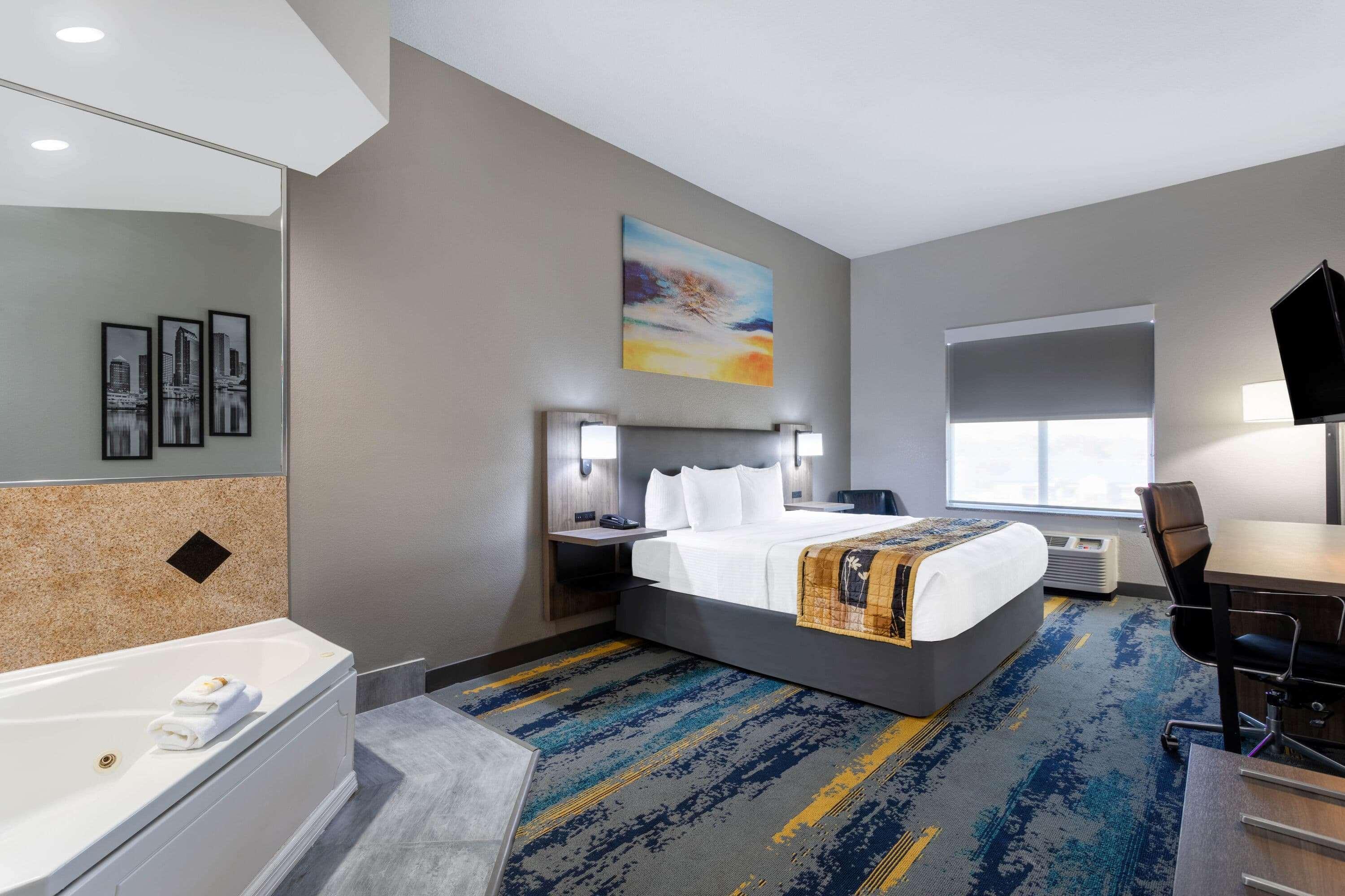 La Quinta By Wyndham Tampa Central Eksteriør billede