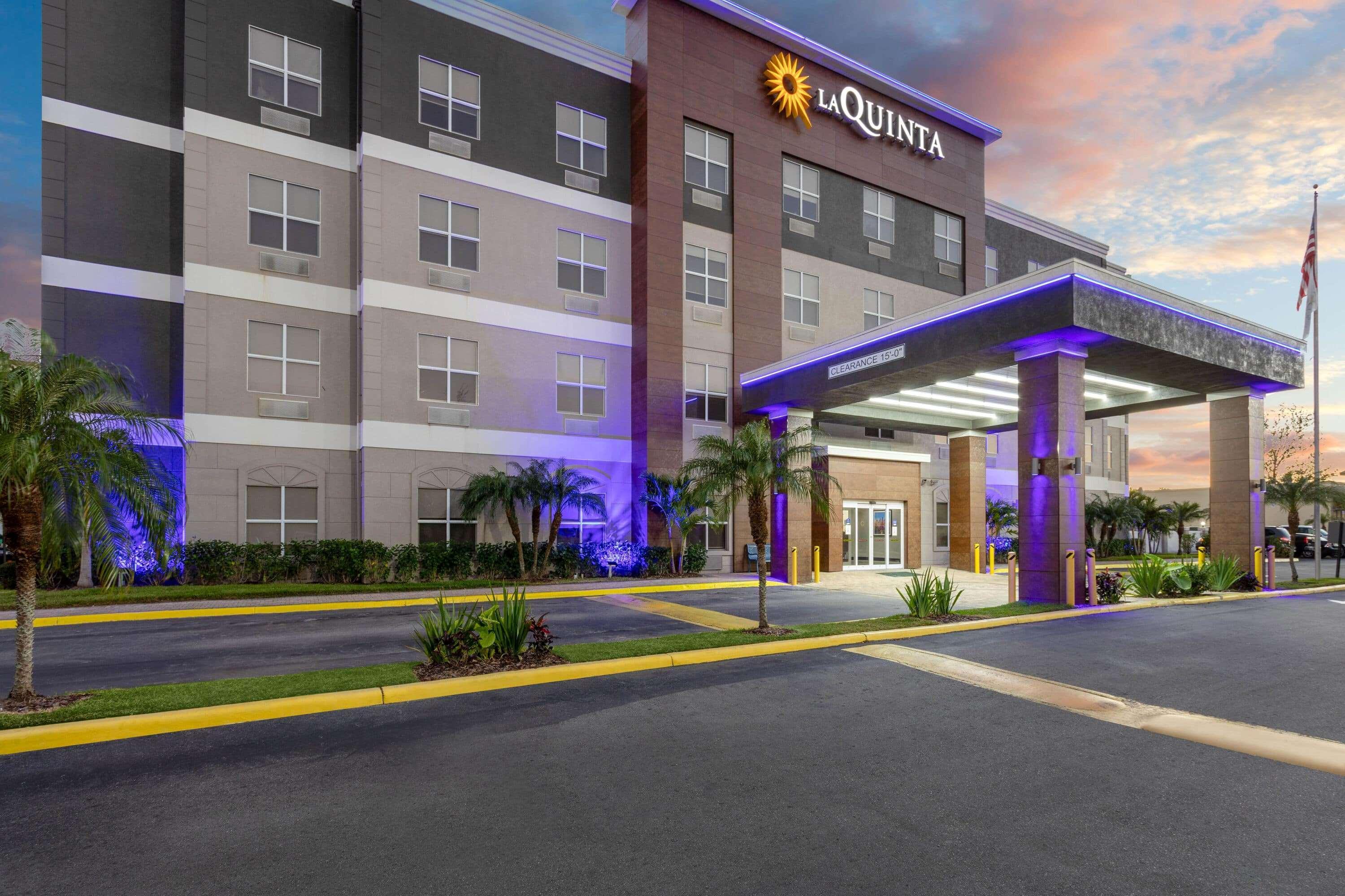 La Quinta By Wyndham Tampa Central Eksteriør billede